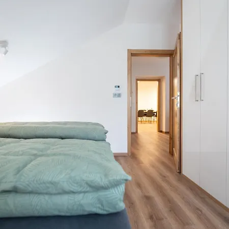 Apartamento Mala Moravka - Dz Rent *